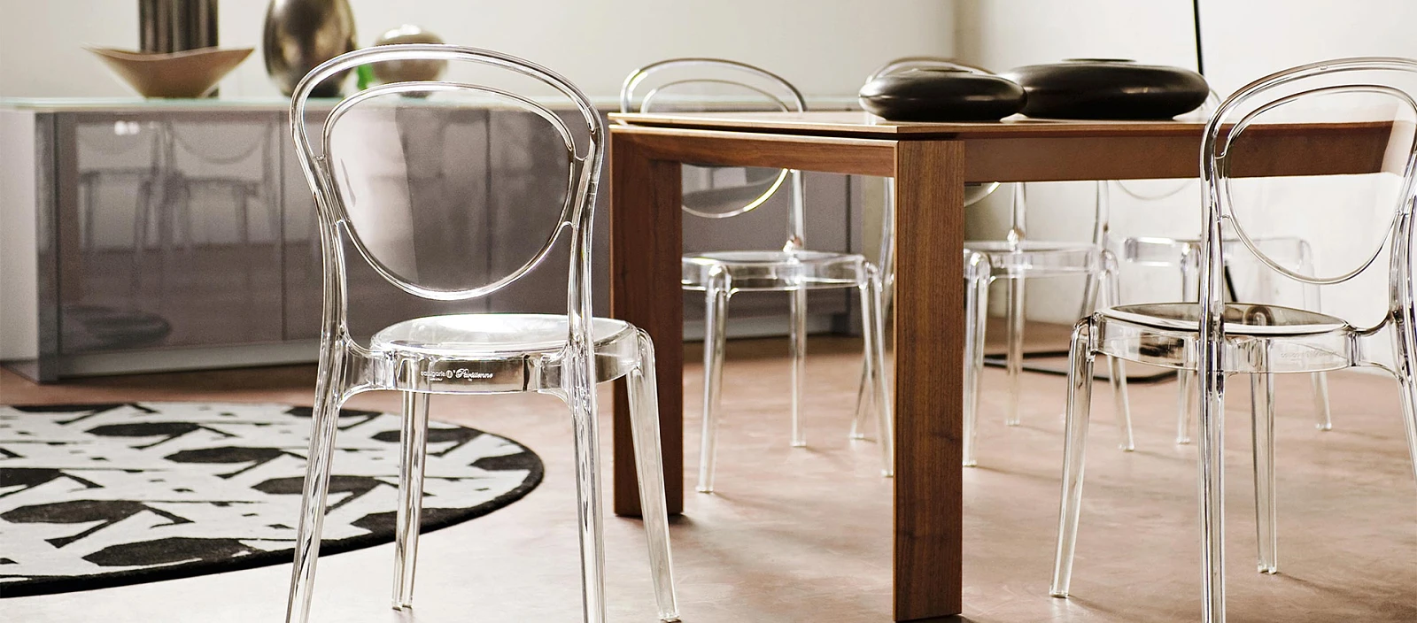 parisienne-calligaris-1920x845.jpg Meble - jadalnia. Ekskluzywne krzesła renomowanych marek