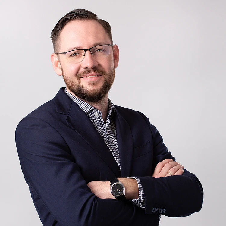 Marcin-Wacinski-maxfliz-wroclaw.jpg Trudna droga do wyposażenia wnętrza? Skądże! | Wyposażenie wnętrz MAXFLIZ