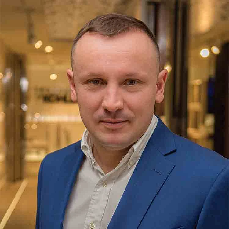 Krzysztof-Solarz-Maxfliz.jpg Wzornictwo rodem z Hiszpanii | Wyposażenie wnętrz MAXFLIZ