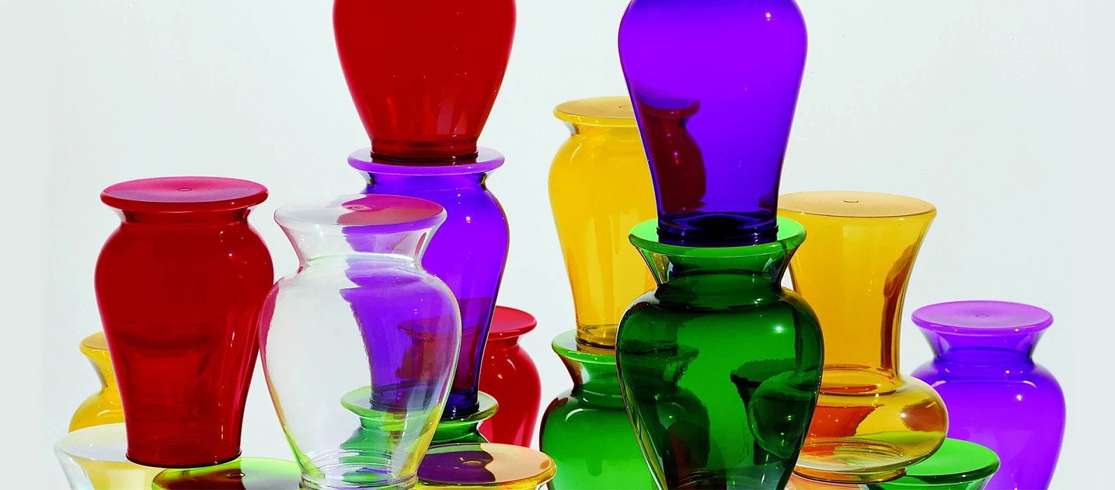 Kartell-La-Bohème-Kruk.jpg Kartell-sztuka z plastiku | Wyposażenie wnętrz MAXFLIZ