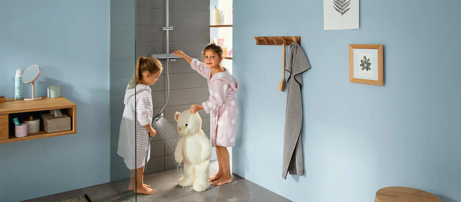 hansgrohe-oszczedna-bateria-z-termostatem-1920x845.jpg Najlepsze sposoby na oszczędzanie wody w łazience | Wyposażenie wnętrz MAXFLIZ