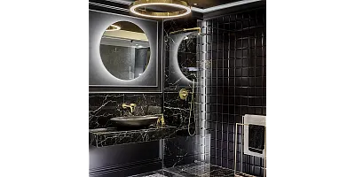 Modny biało-czarny marmur w łazience. Jak stworzyć łazienkę z marmurem, która kipi elegancją? Oto inspiracja!