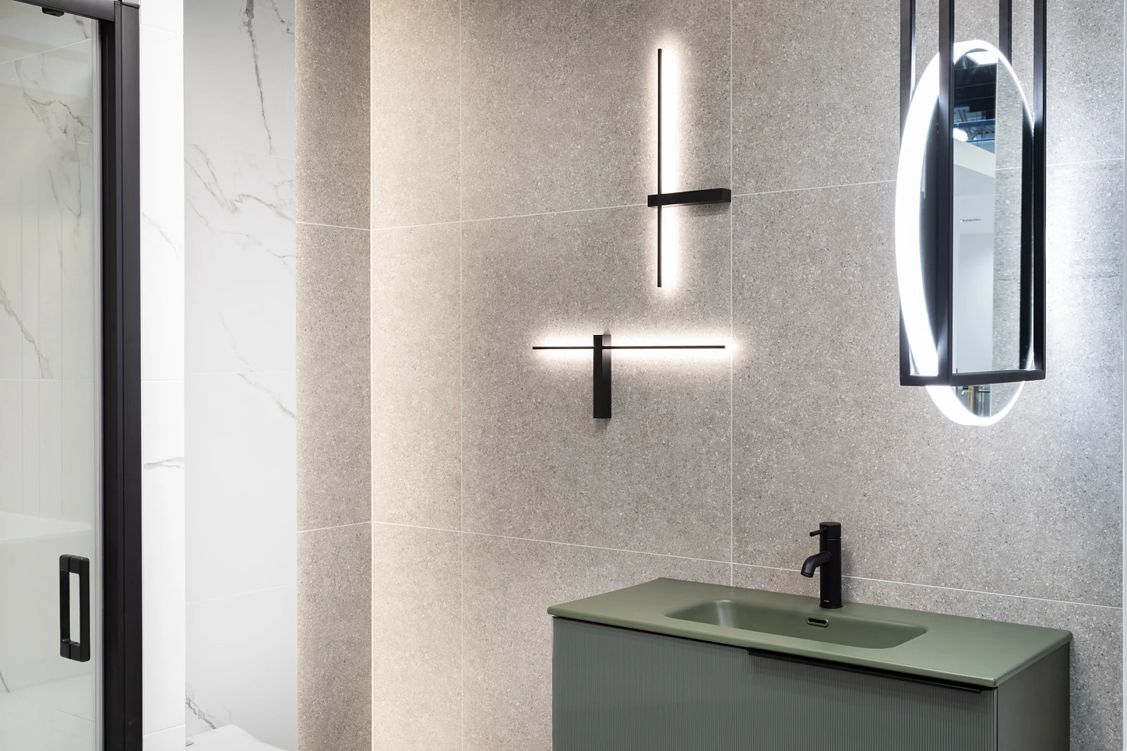 0C1A9678.jpg Wnętrze Pełne Subtelnych Kontrastów — Elegancka Łazienka | Wyposażenie wnętrz MAXFLIZ