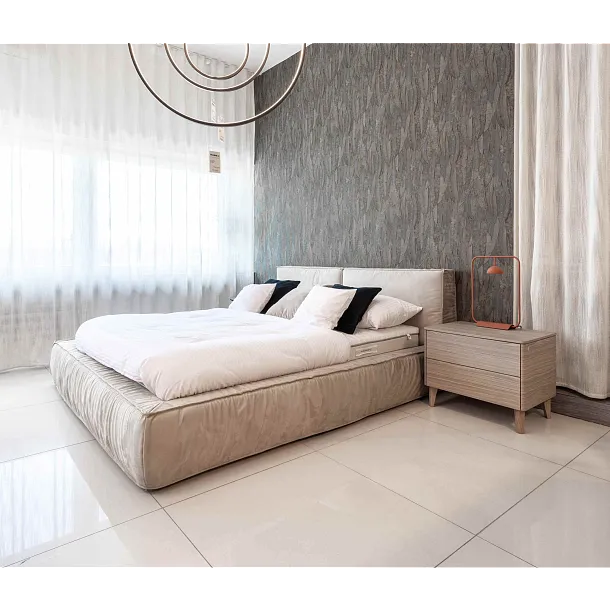 Łóżko Shangri La od MAXLIVING