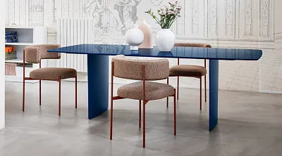Stół_foil_midj_collection.jpg Trendobranie - Artykuły o Trendach Wnętrz | Blog Maxfliz