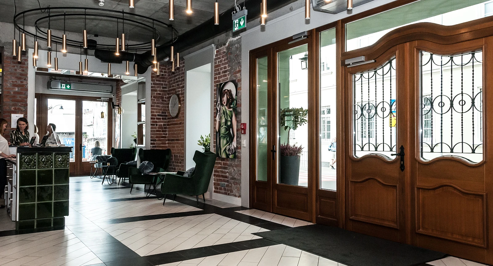 Hotel_Indigo_Centrum_Krakowa_Inwestycja_Maxfliz.jpg [1.61 MB]