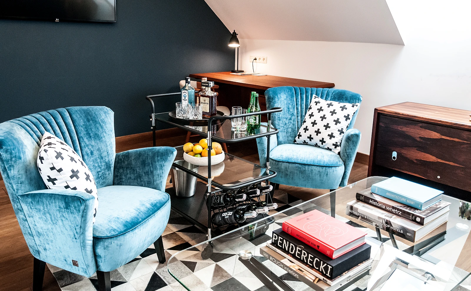 Inwestycje_Maxfliz_Hotel_Indigo_Apartamenty_2.jpg [10.49 MB]