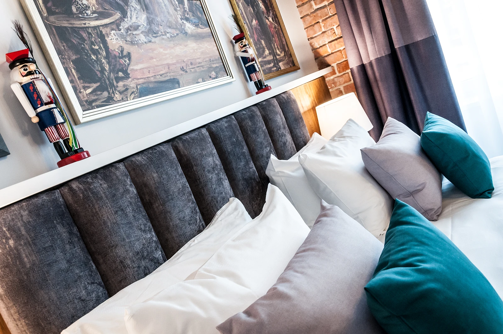 Inwestycje_Maxflix_Hotel_Indigo_Sypialnia_2.jpg [7.92 MB]