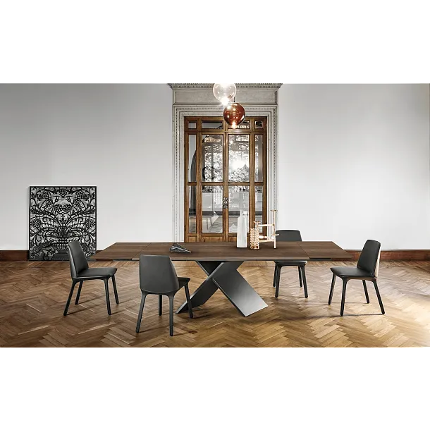 Stół AX – Geometryczny Minimalizm i Włoski Design