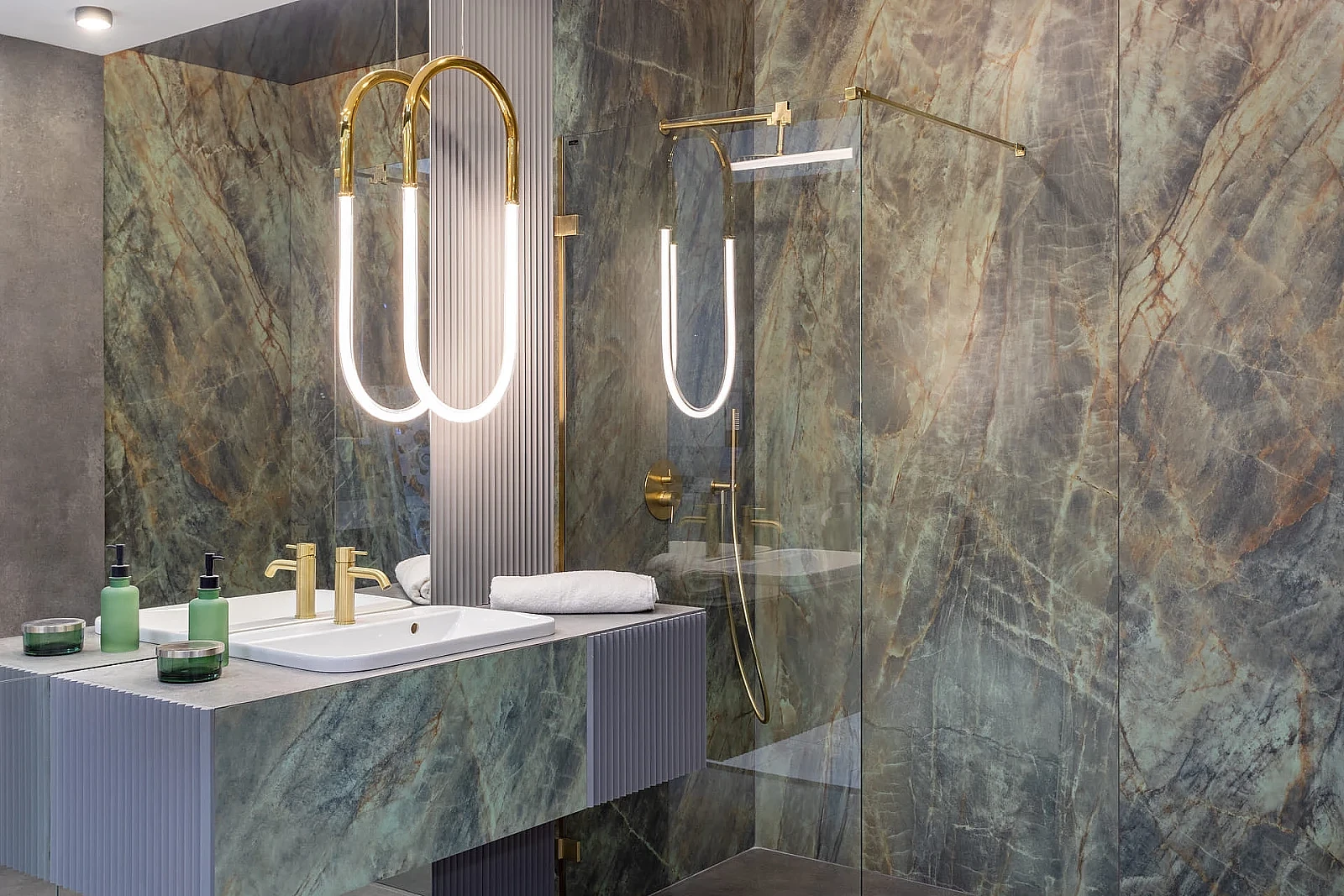 Elegancka_lampa_wisząca_Olivia_Maxlight.webp [331.85 KB]