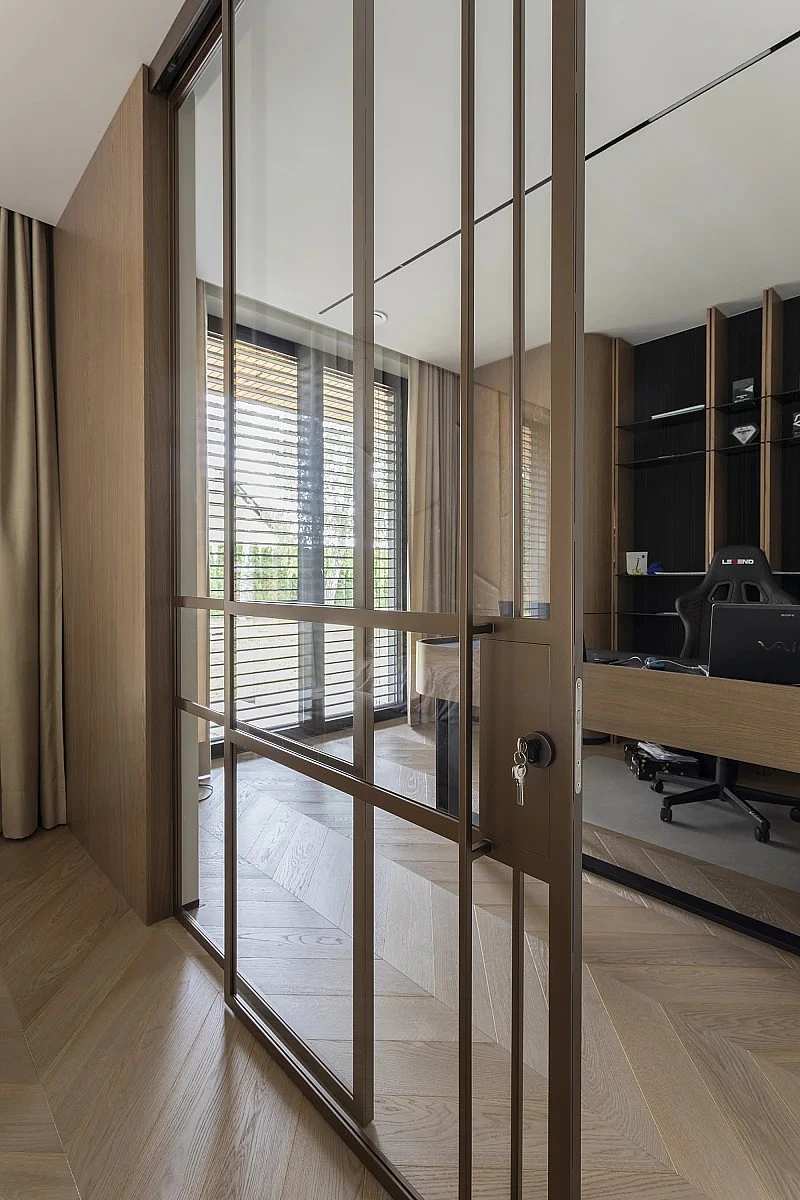 Minimalistyczne drzwi loftowe do biura1.jpg [188.04 KB]