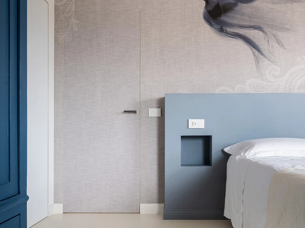 Drzwi ukryte pod tapetą3.jpg [153.95 KB]