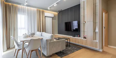 Inspiracje na ściankę TV – jak efektownie zaaranżować kino domowe?