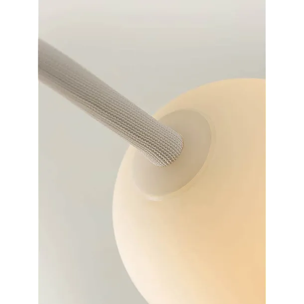 Lampa Zewnętrzna Stojąca Moony Biała od Karman