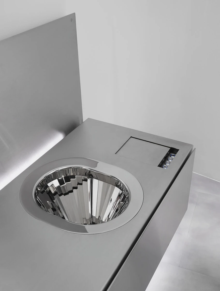 Abaco Inox front, WC.jpg [59.93 KB]