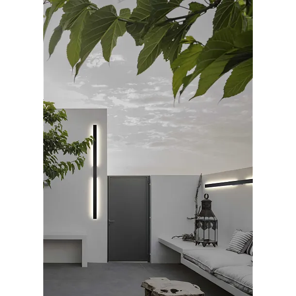 Lampa Ścienna Zewnętrzna Lotus Czarna 144cm od Mantra