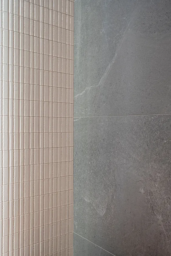 Płytki łazienkowe Marazzi2.JPG Mała Łazienka Duży Efekt – Aranżacja Maxfliz z Wanną MOBI
