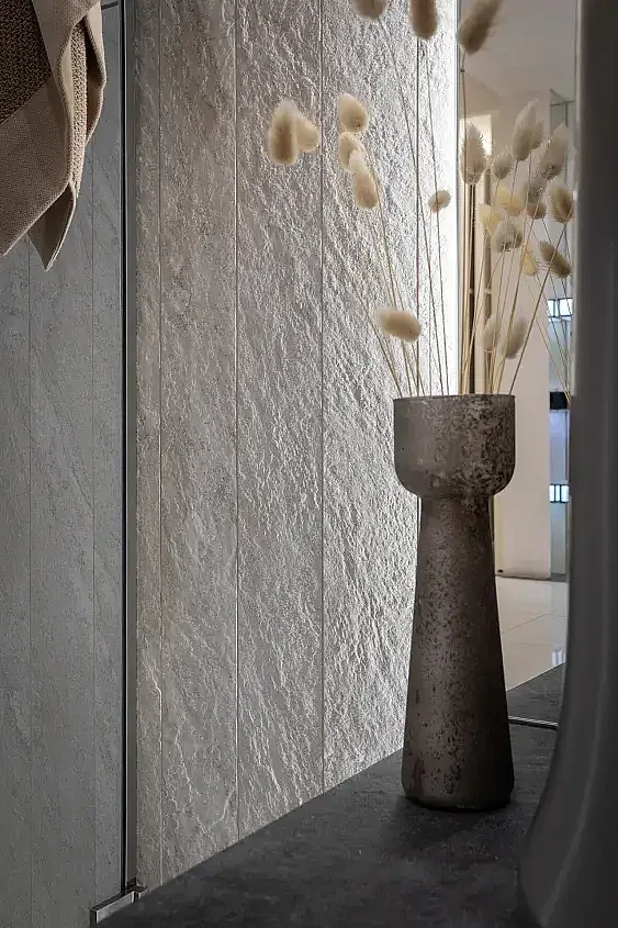 Ceramiczny wazon Bizzotto.webp [60.63 KB]